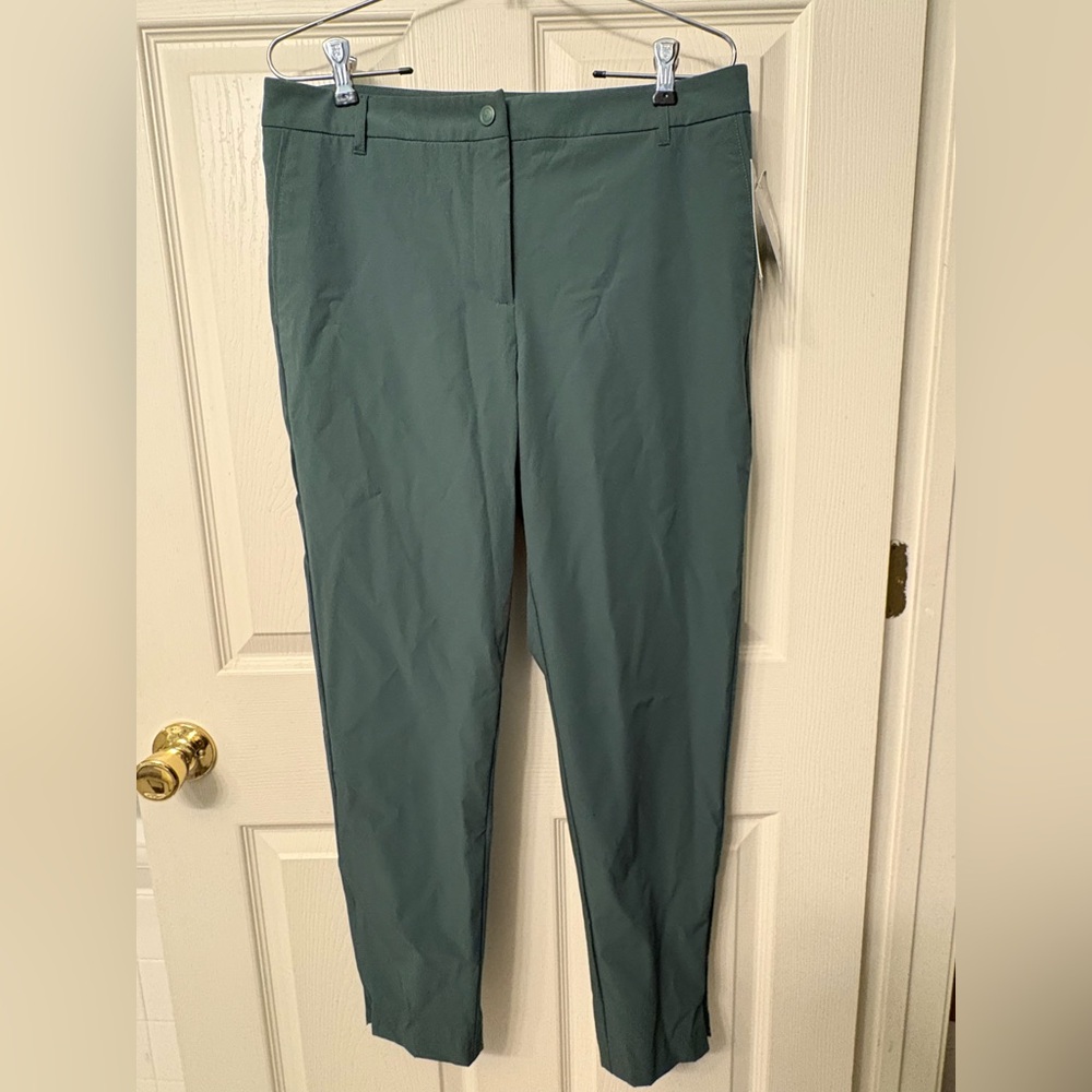 Women’s Green Slim Ankle Pants